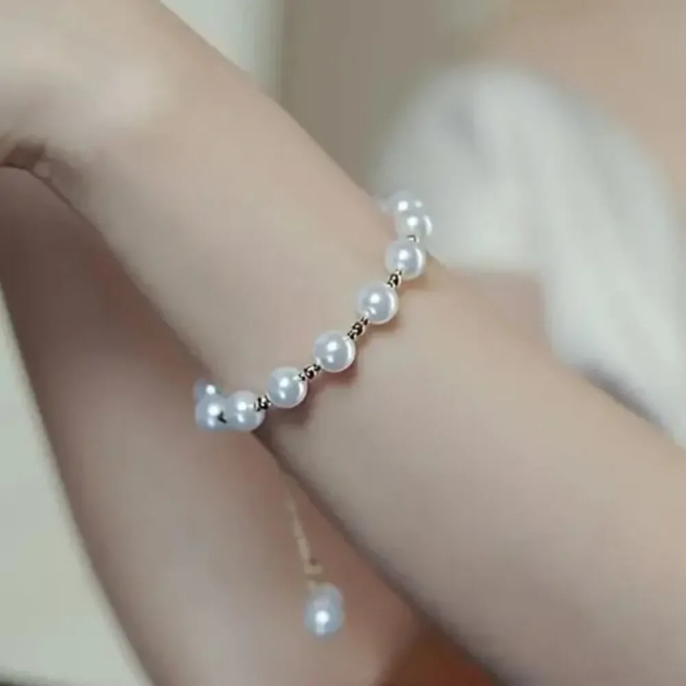 Shimmering Elegant Imitation Pearl Charm Bridal Wedding Bracelet (1 pc) - Picture 4 of 7